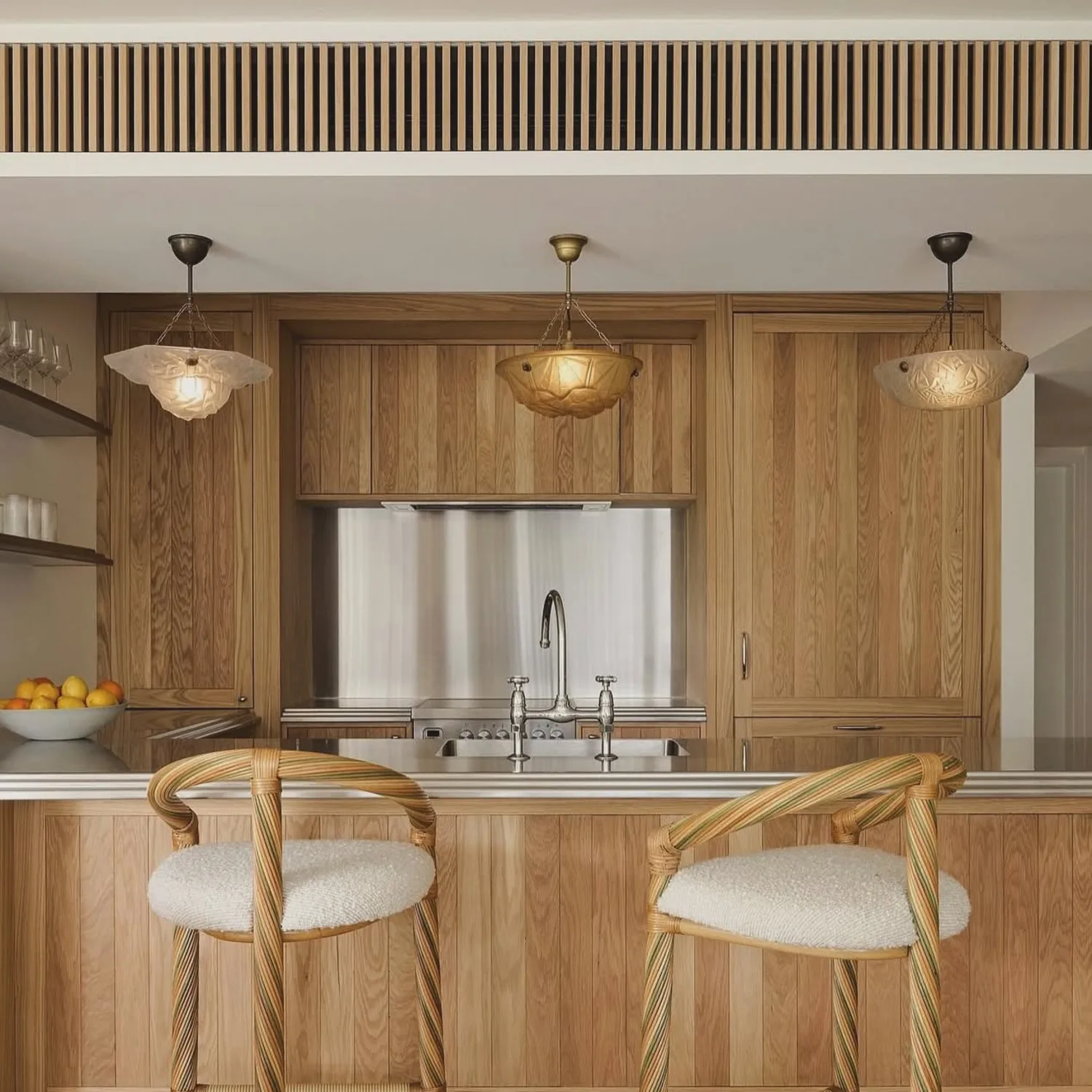 Timber kitchen with concealed ducted outlets